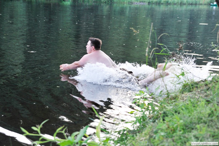 schwimmen_am_camingplatz1